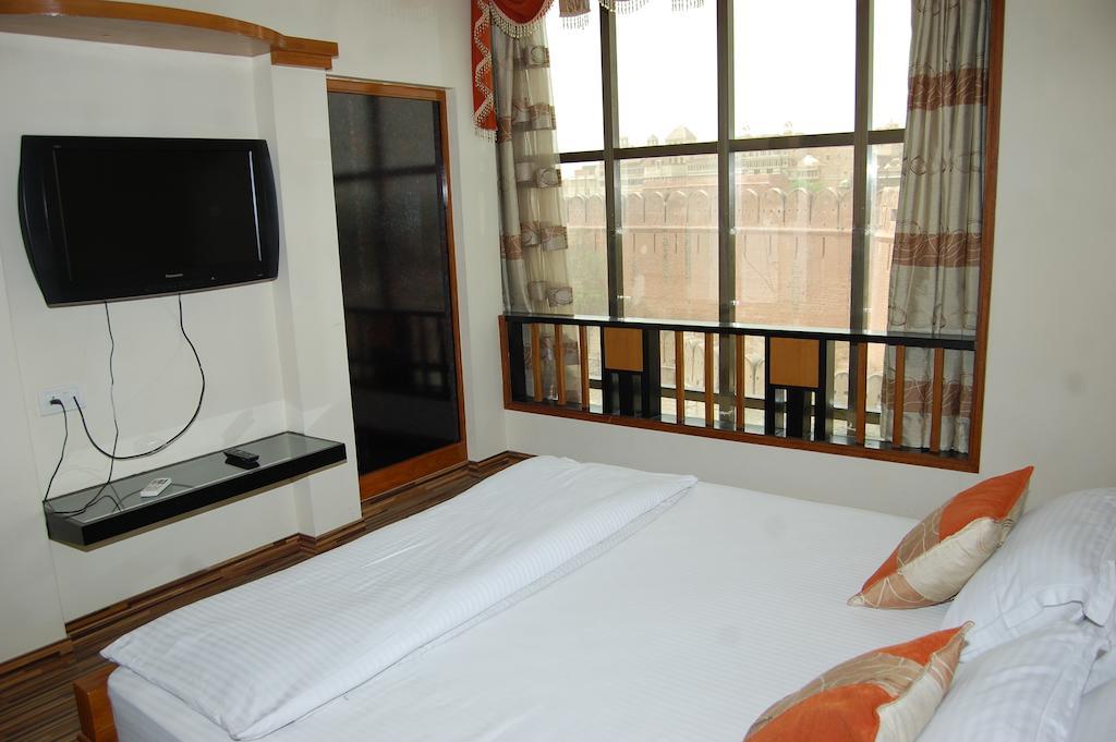 Metro Palace Hotel Bikaner Exterior foto