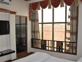 Metro Palace Hotel Bikaner Exterior foto